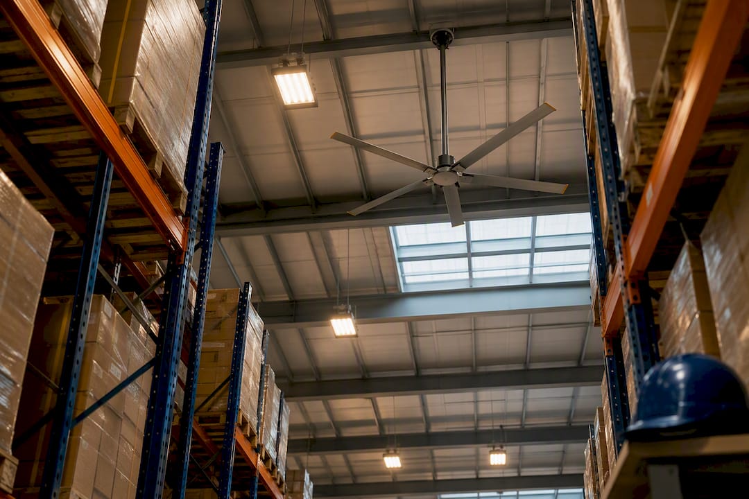 High-bay lights and destratification fans